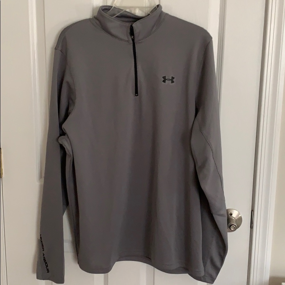 Men’s Light Underarmour Pullover
